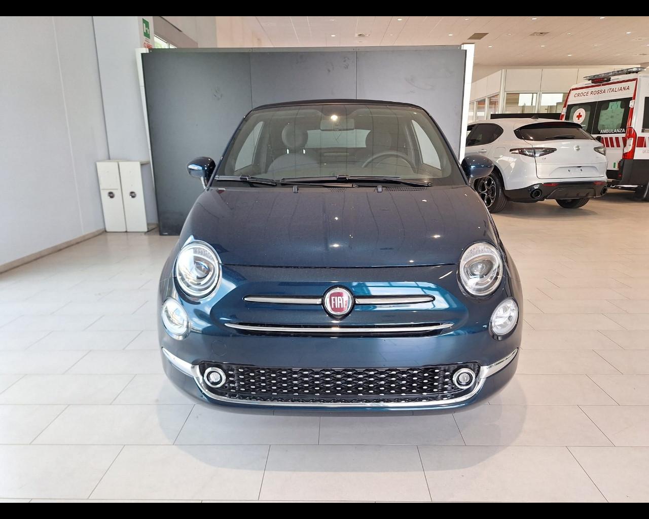 FIAT 500 (2015-->) - 500 C 1.0 Hybrid Dolcevita