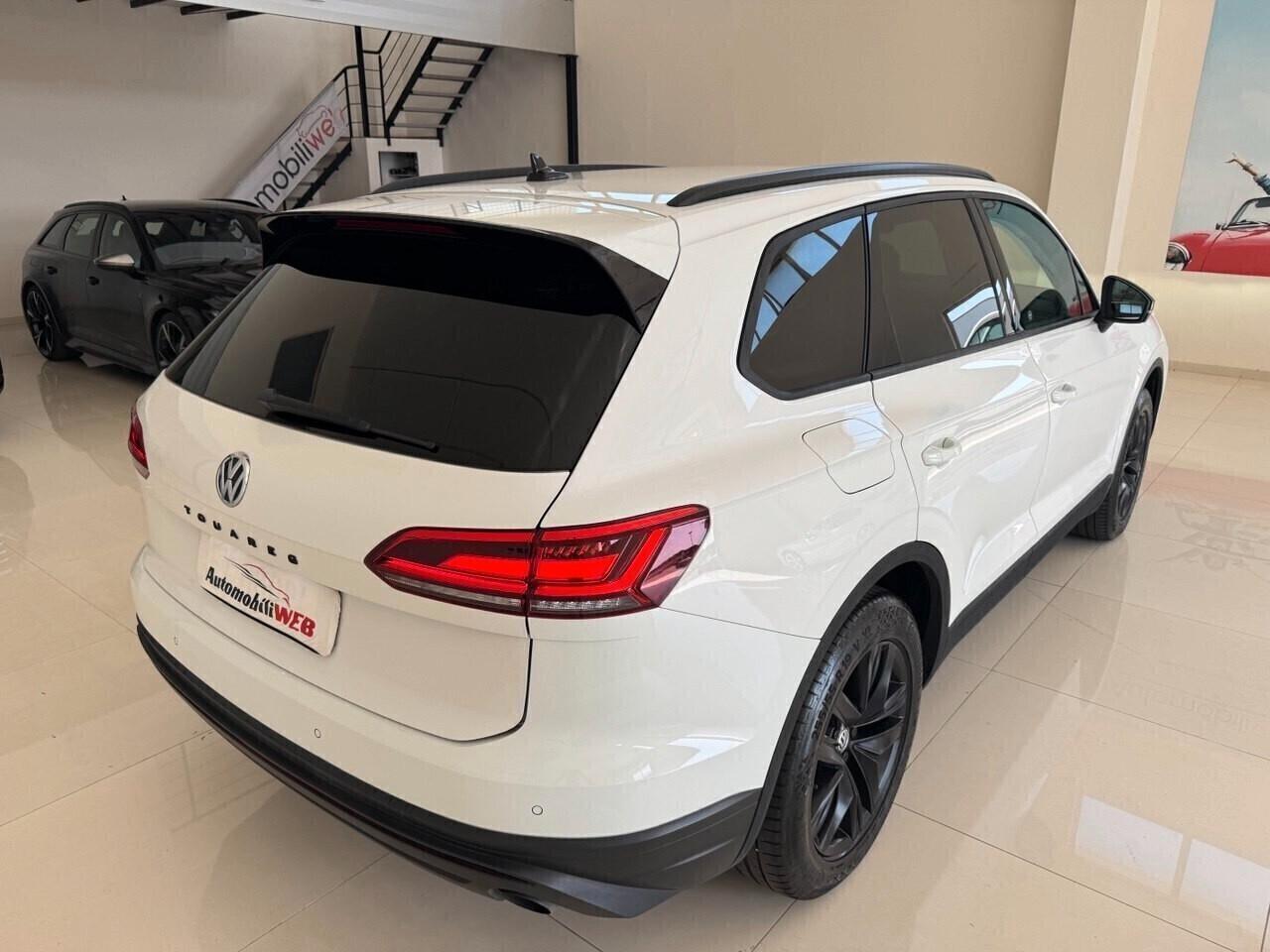 Volkswagen Touareg 3.0 V6 TDI SCR Black Style