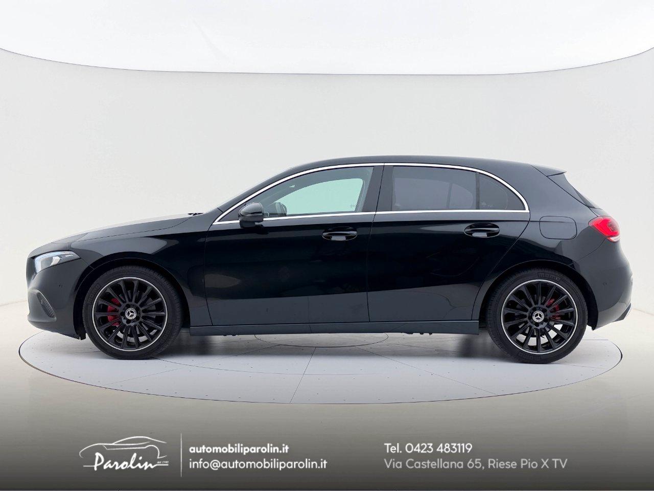 Mercedes A 200 Sport 7G-DCT Park-Display10.25''-Sedili riscaldabili