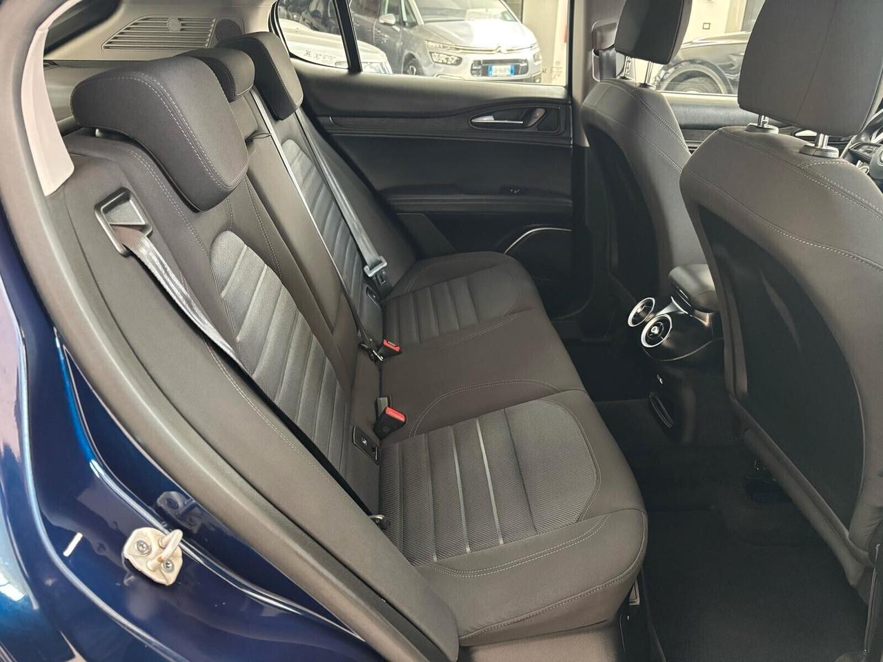 Alfa Romeo Stelvio Super