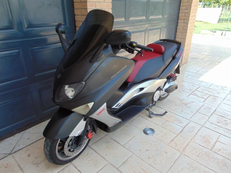 Yamaha T Max
