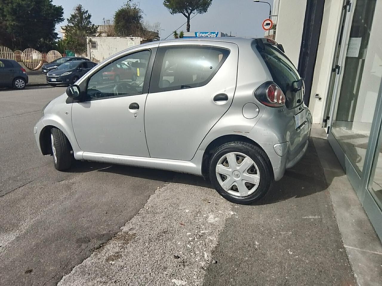 Toyota Aygo 1.0 12V VVT-i 5 porte Now