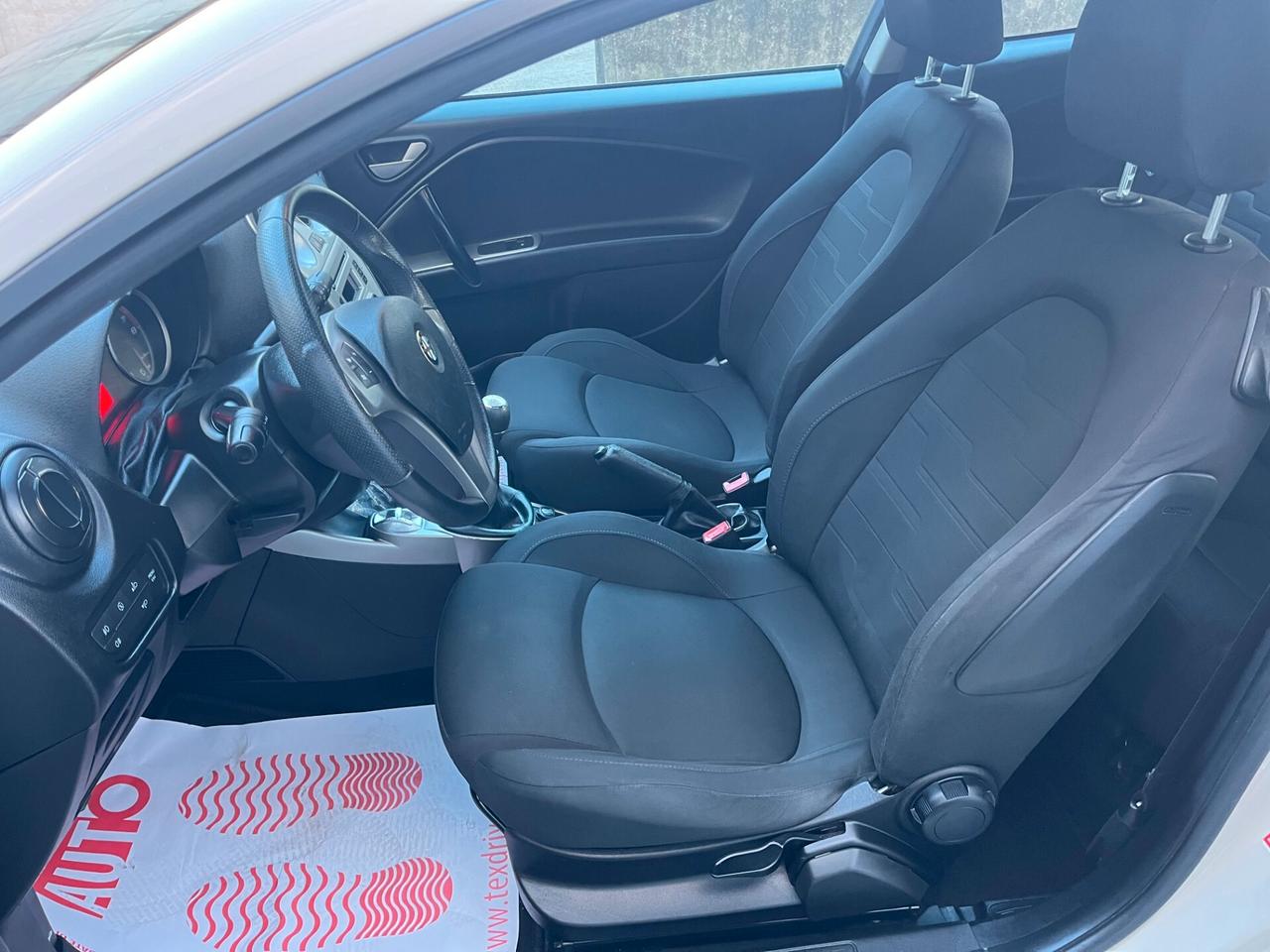 Alfa Romeo MiTo 1.4 105 CV M.air S&S Distinctive