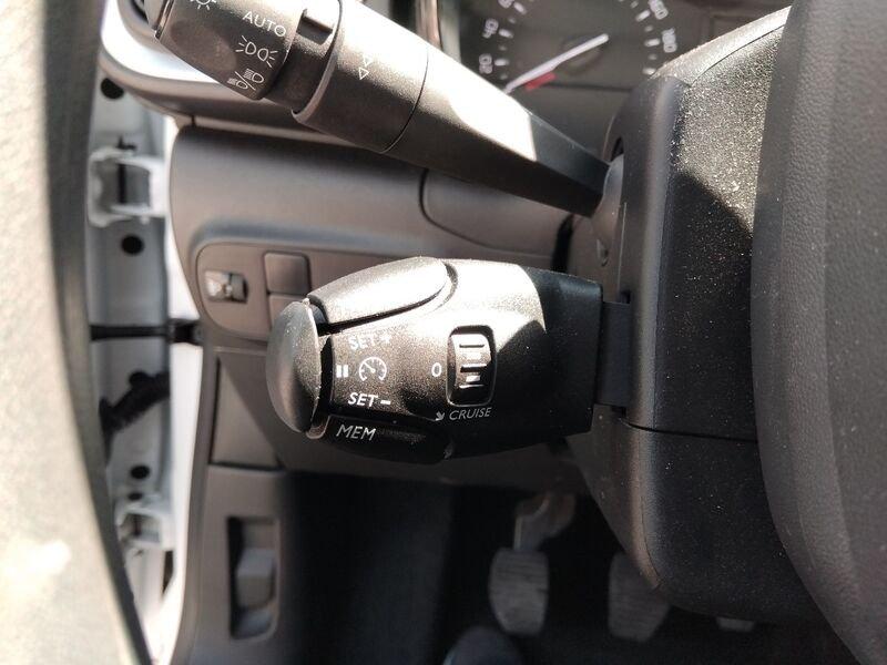 Citroën C3 III 2017 1.2 puretech Shine s&s 83cv