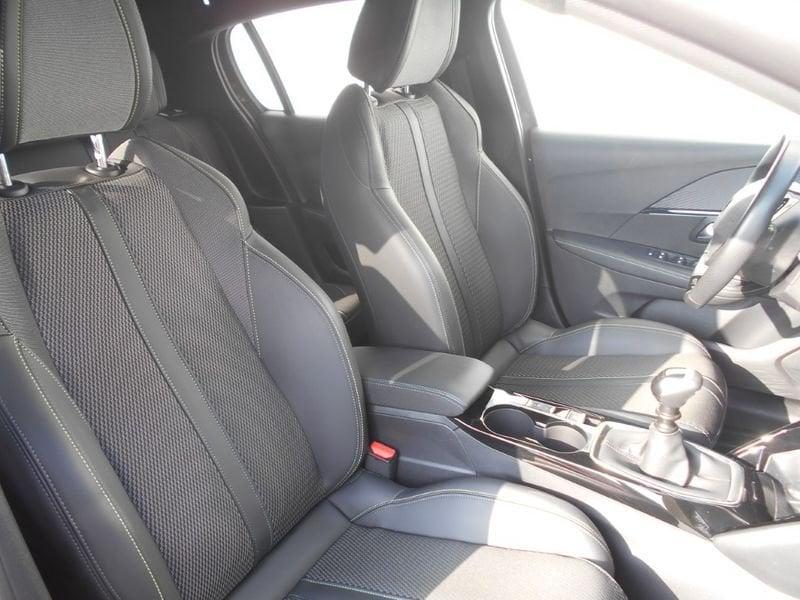 Peugeot 208 100 GT Fin 9Perfet Sc39%