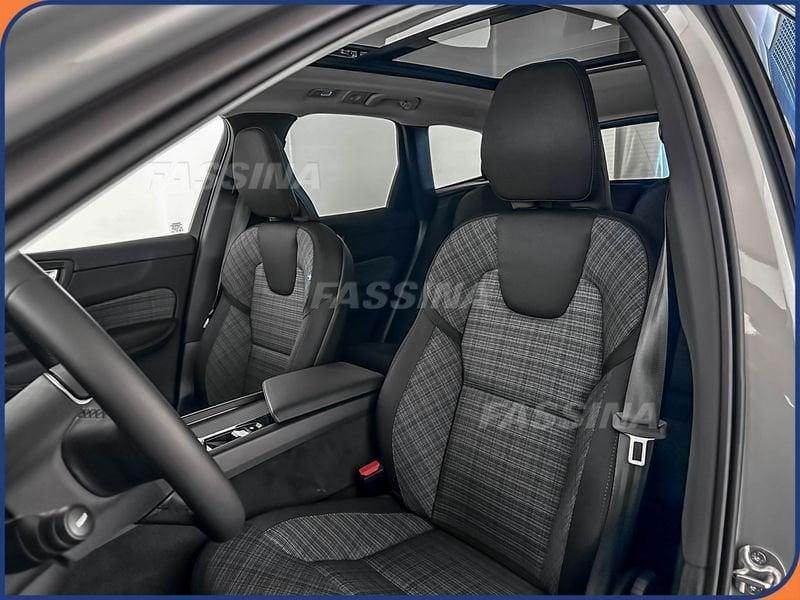 Volvo XC60 XC60 T6 Plug-in hybrid AWD automatico Core