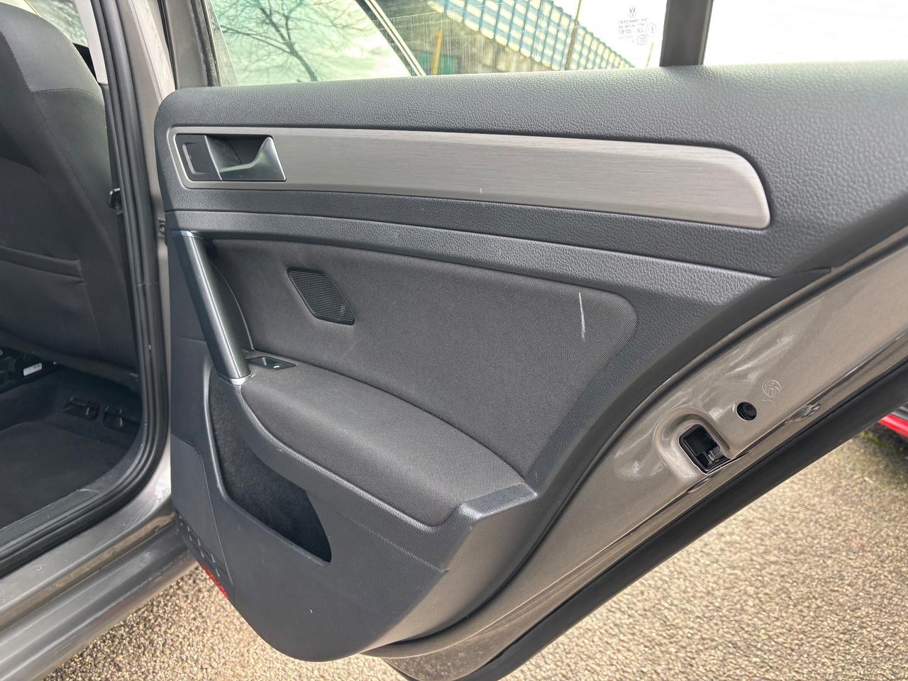 Volkswagen Golf 1.4 TGI 5p. Comfortline