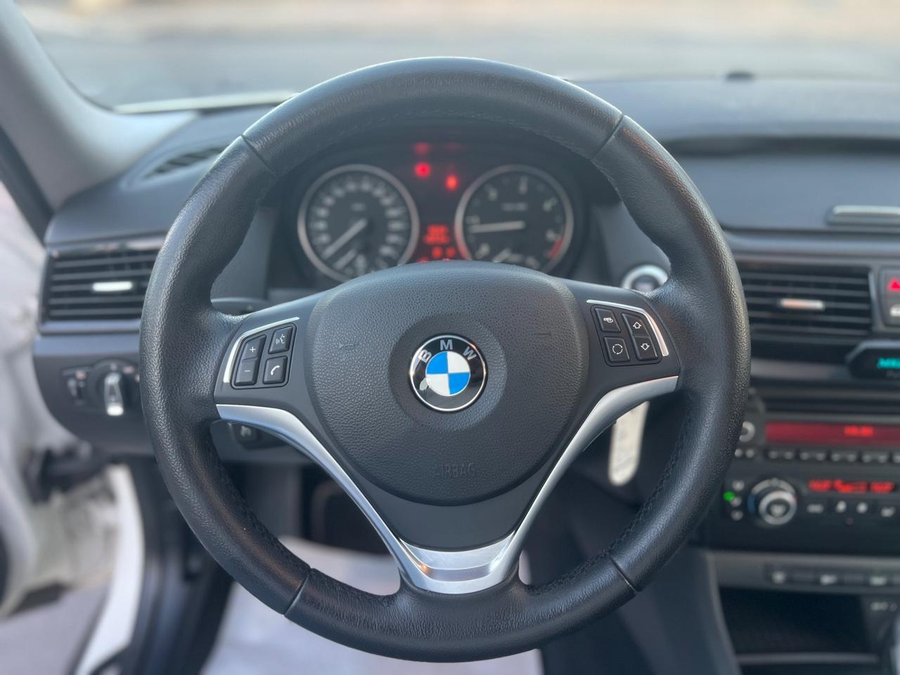 BMW X1 sDrive18d X Line - 12/2013