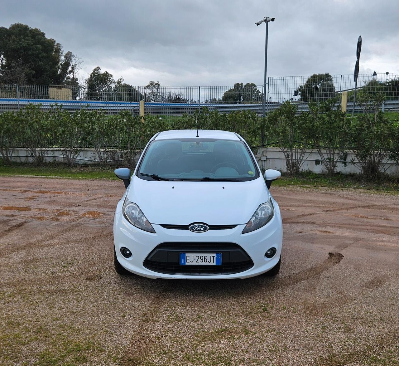 Ford Fiesta 1.4 TDCi 70CV 5 porte Titanium