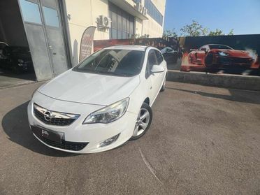OPEL Astra 1.4 Turbo 140CV Sports Tourer Cosmo