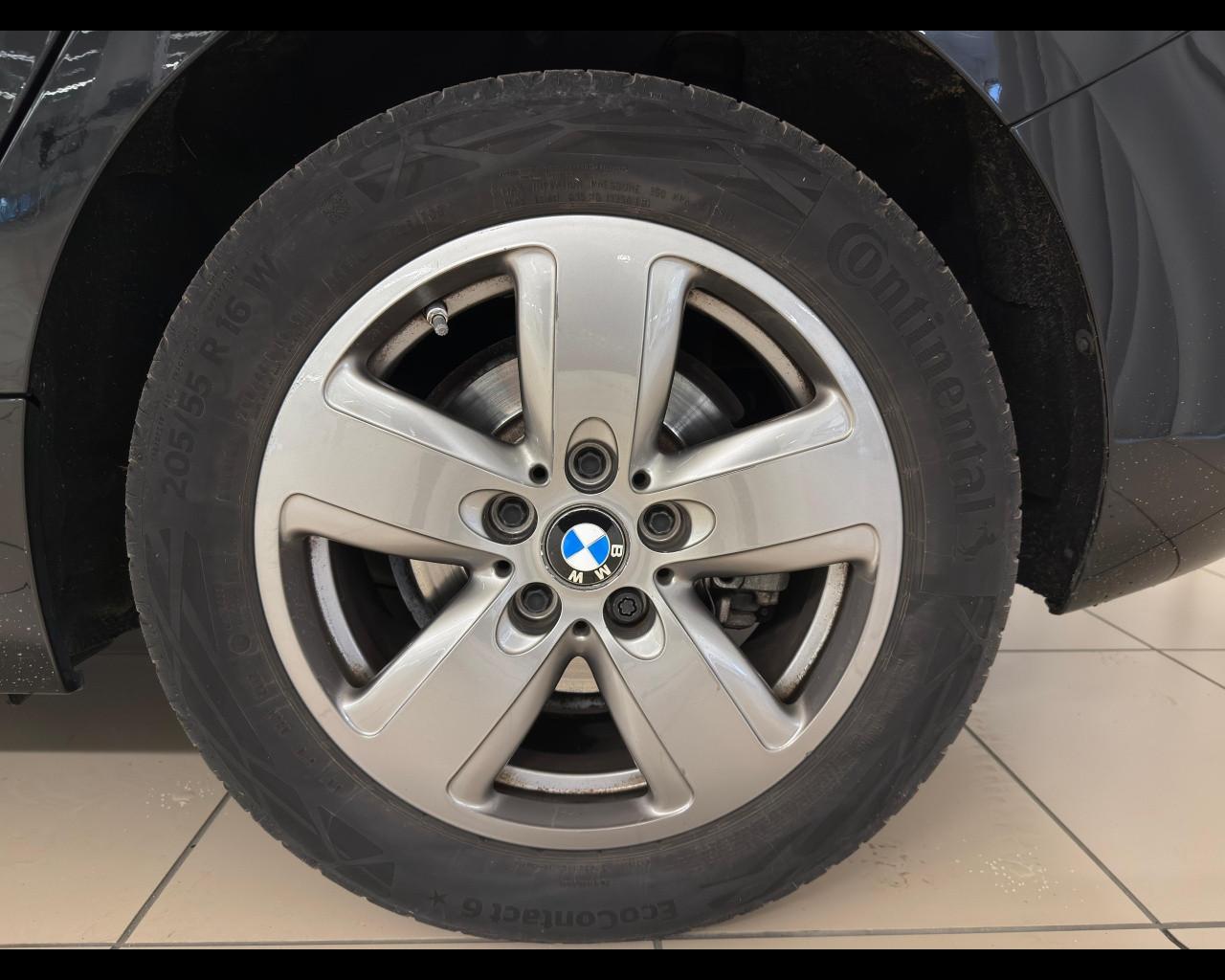 BMW Serie 1 (F40) - 116d 5p. Business Advantage