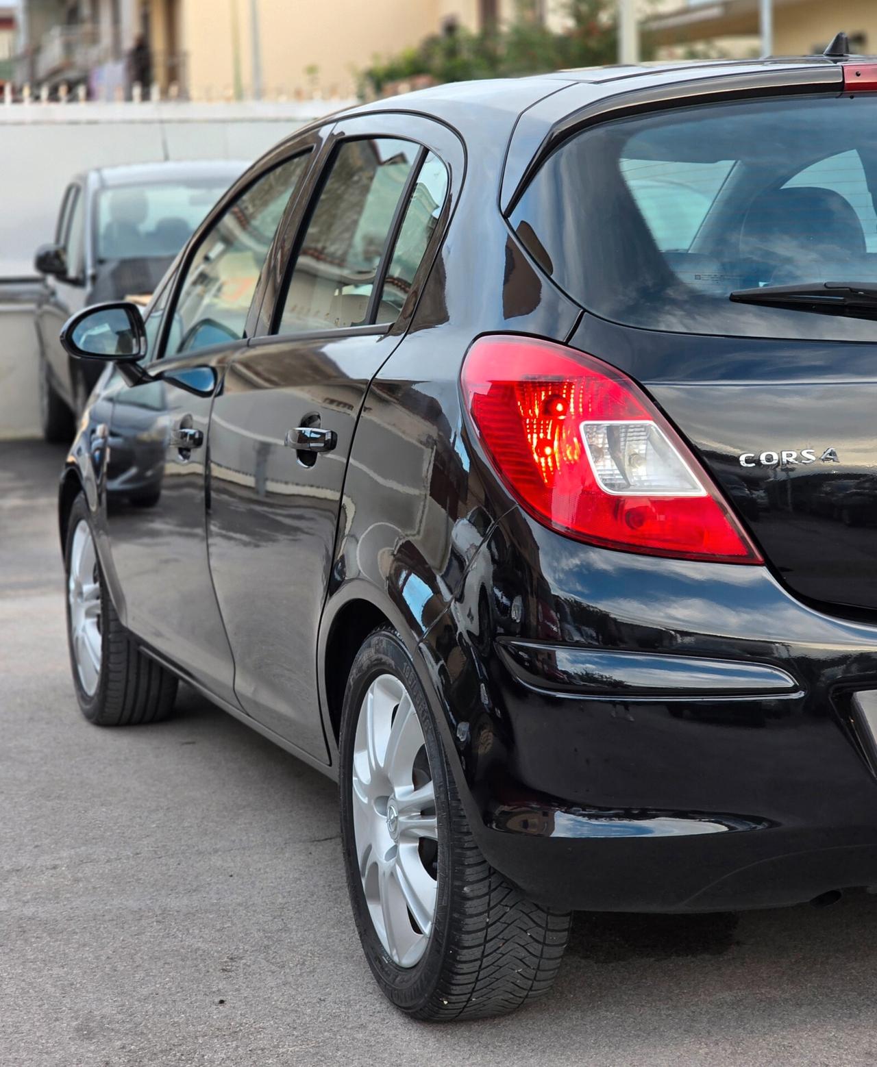 Opel Corsa 1.3 CDTI 75CV ecoFLEX 5 porte Cosmo