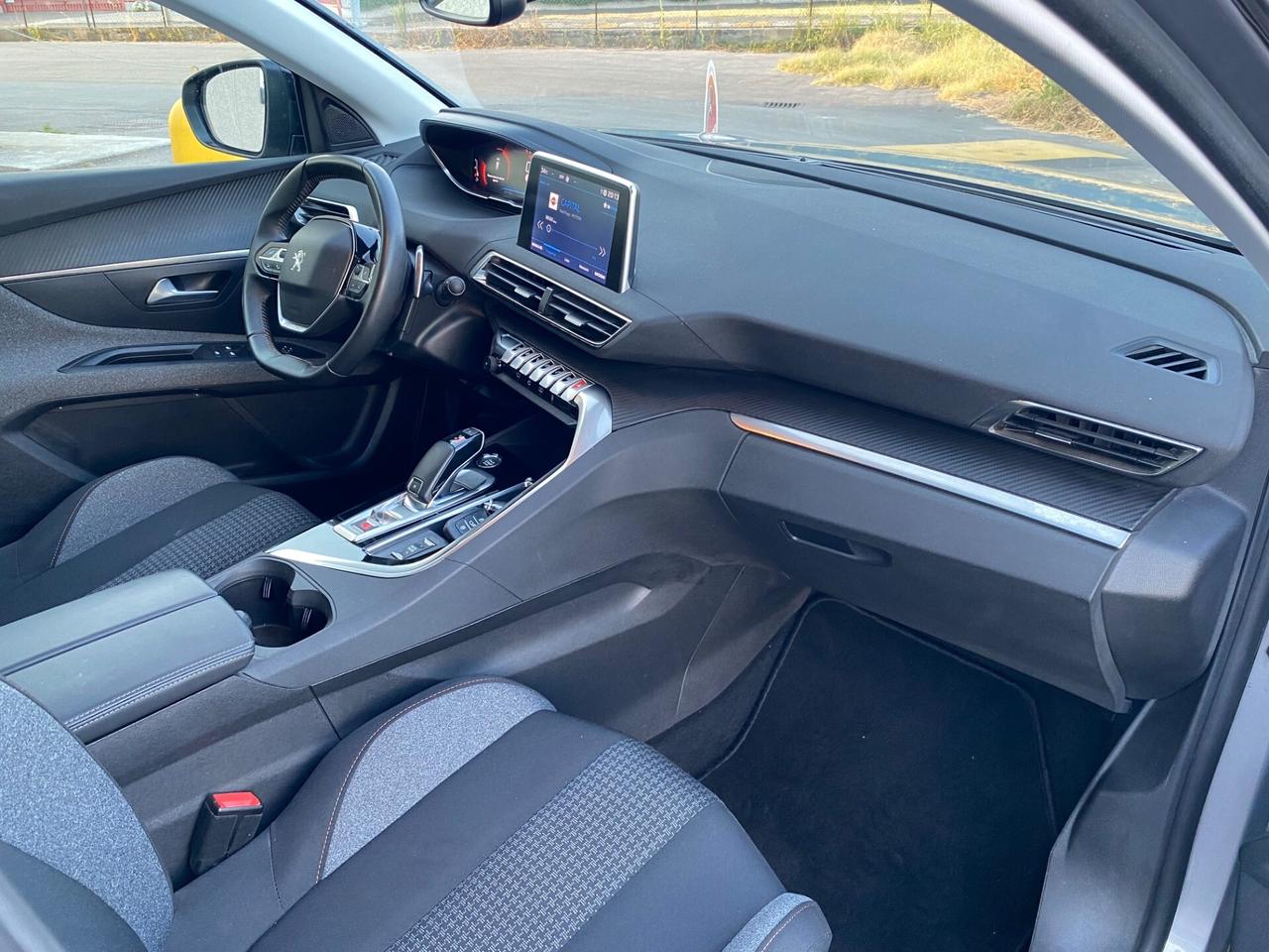 Peugeot 3008 EAT8 1.5 130 CV Garantita