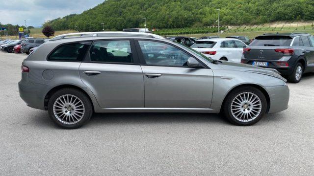 ALFA ROMEO 159 1.9 JTDm 16V Sportwagon Distinctive