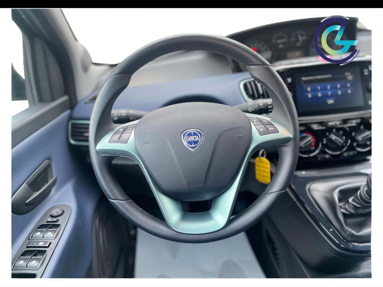 LANCIA Ypsilon III 2021 - Ypsilon 1.0 firefly hybrid Platino s&s 70cv