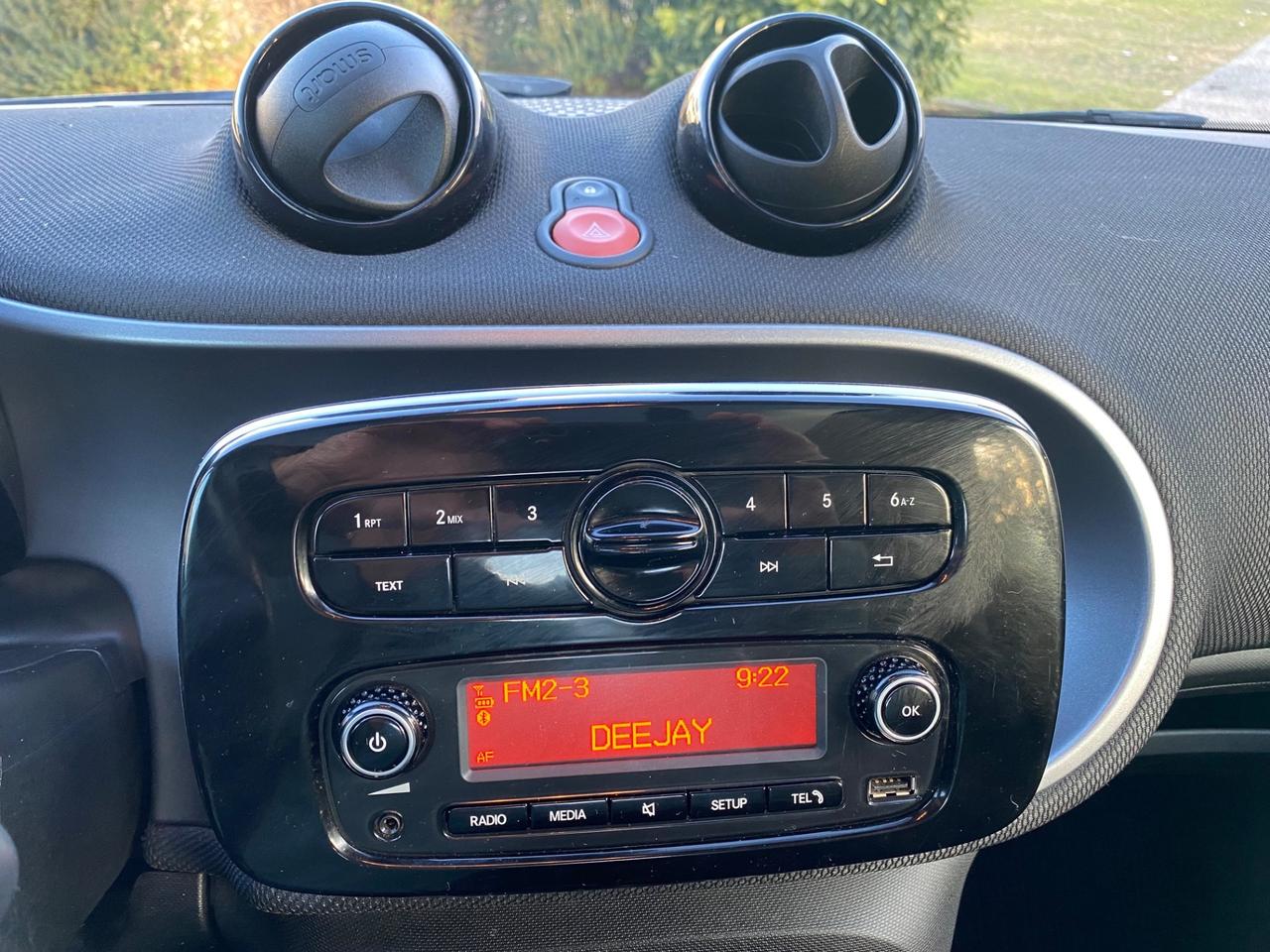 Smart ForTwo EQ Passion ... GUIDAMI !!!