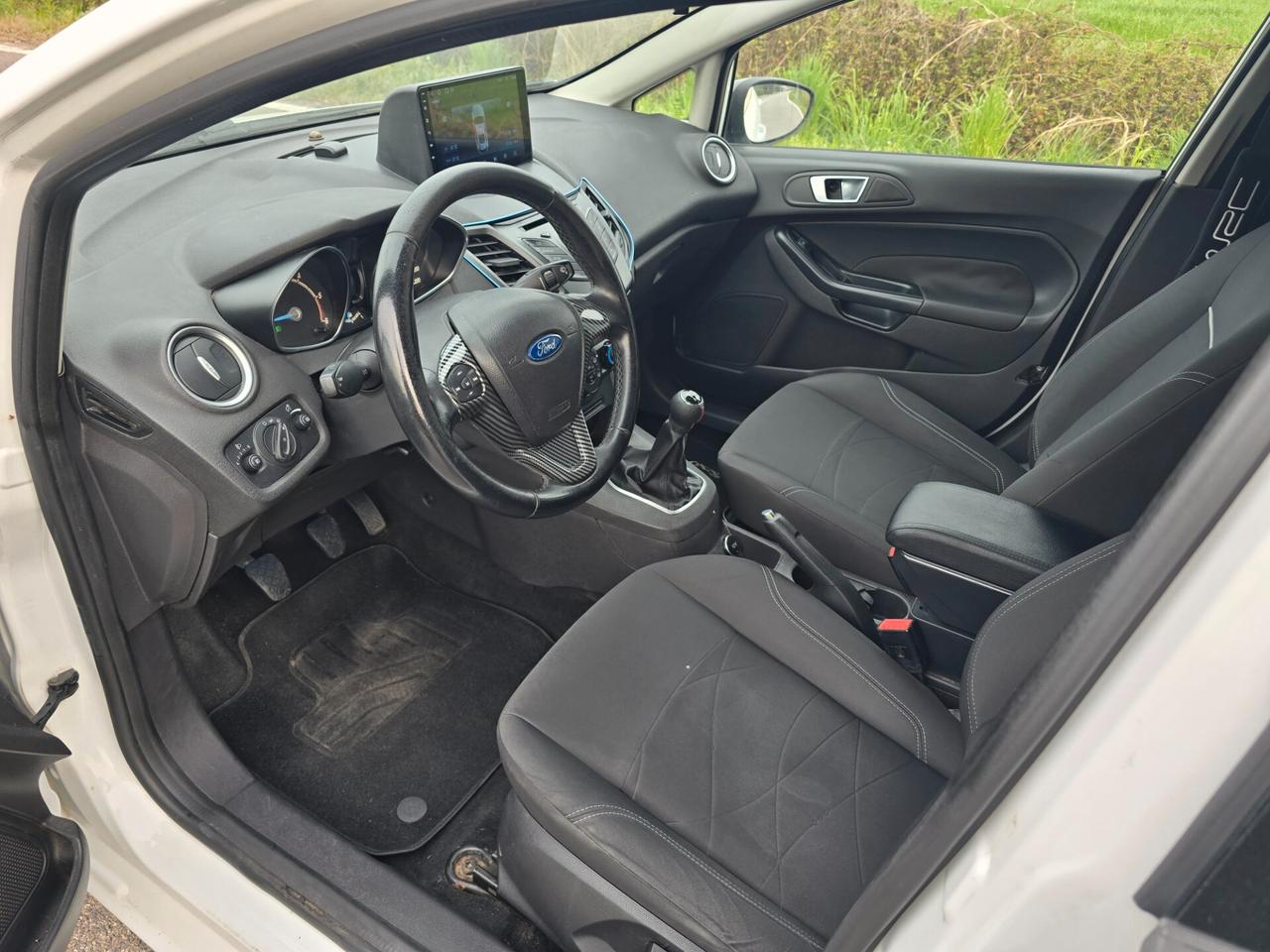 FORD FIESTA 1.4 TITANIUM "OK PER NEOPATENTATI"