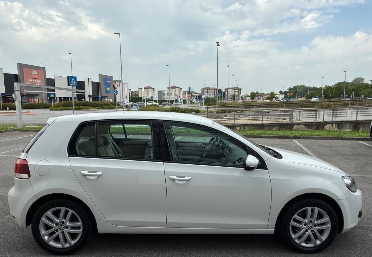 Volkswagen Golf 2.0 TDI 140CV DPF DSG 5p. Highline