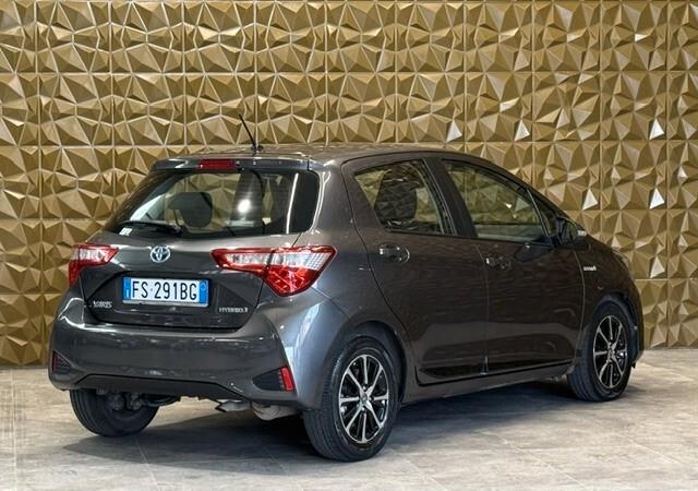 Toyota Yaris 1.5 Hybrid 5 porte Cool