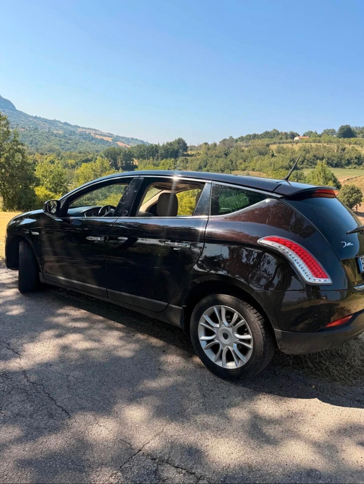 Lancia Delta 1.6 MJT DPF Business