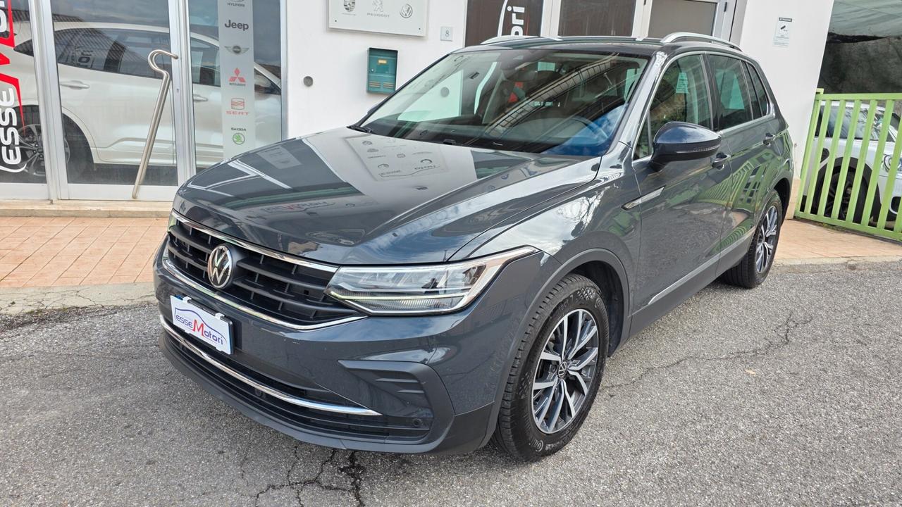 Volkswagen Tiguan 2.0 TDI 150 CV SCR DSG Elegance