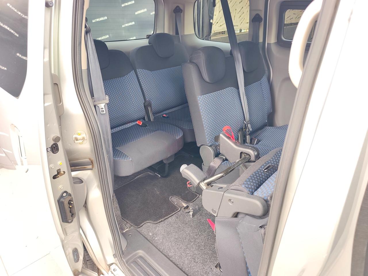 Nissan NV200 evalia 1.5 dCi 7 POSTI