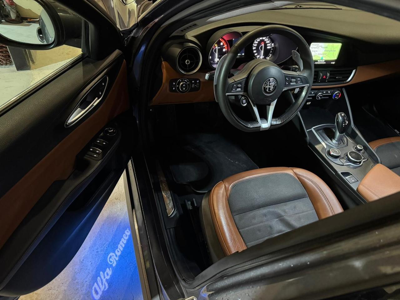 Alfa Giulia 180cv AT8