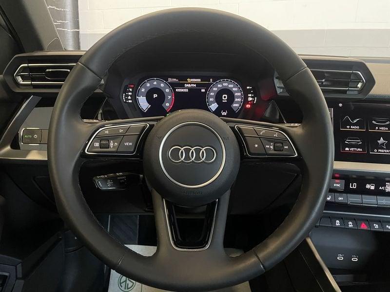 Audi A3 35 TFSI S tronic Business