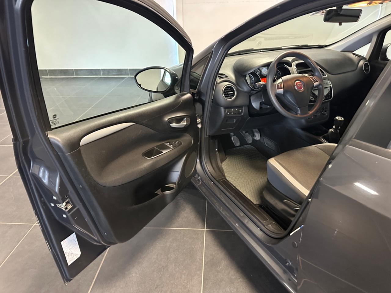 FIAT PUNTO 1.2 LOUNGE 69CV UNIPRO GARANZIA