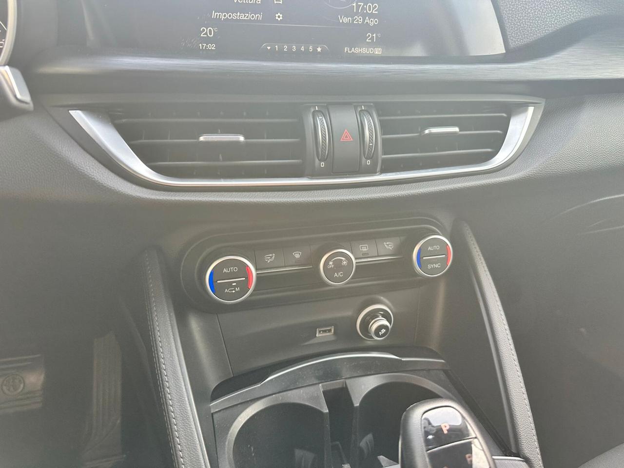 Alfa Romeo Stelvio 2.2 Turbodiesel 210 CV AT8 Q4 Business