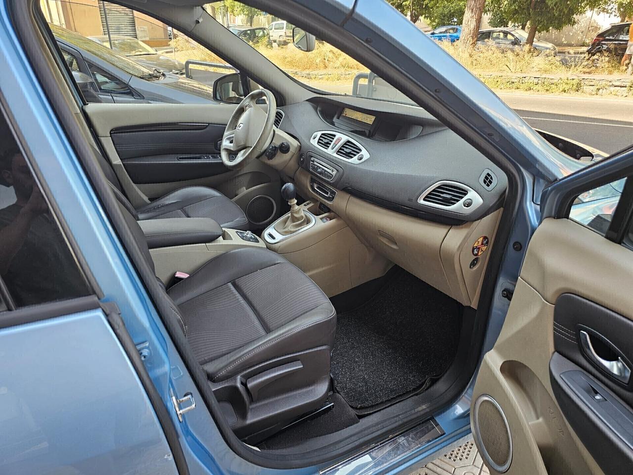 Renault Scenic Scénic X-Mod 1.5 dCi 110CV Confort