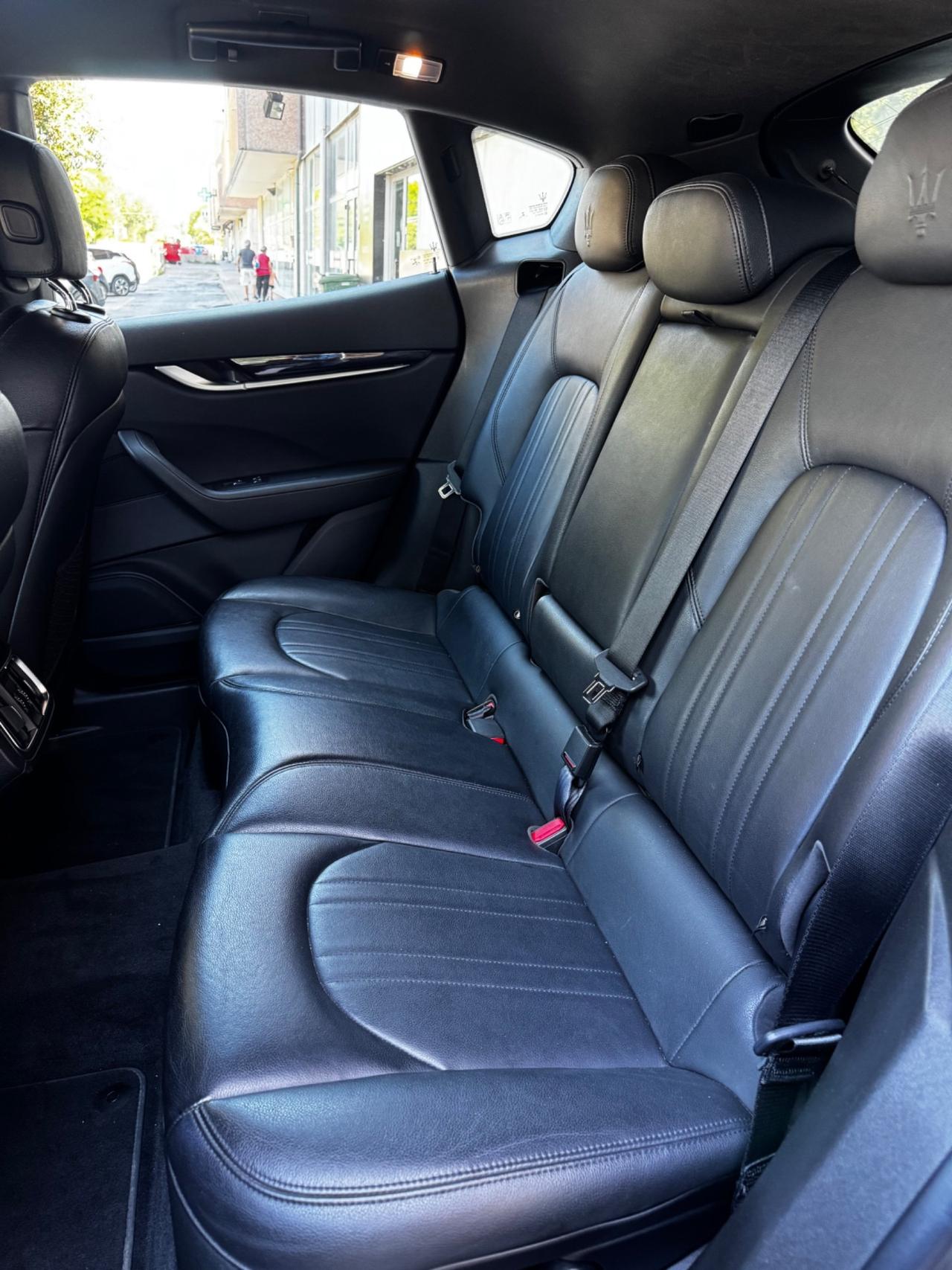 Maserati Levante V6 AWD Gransport