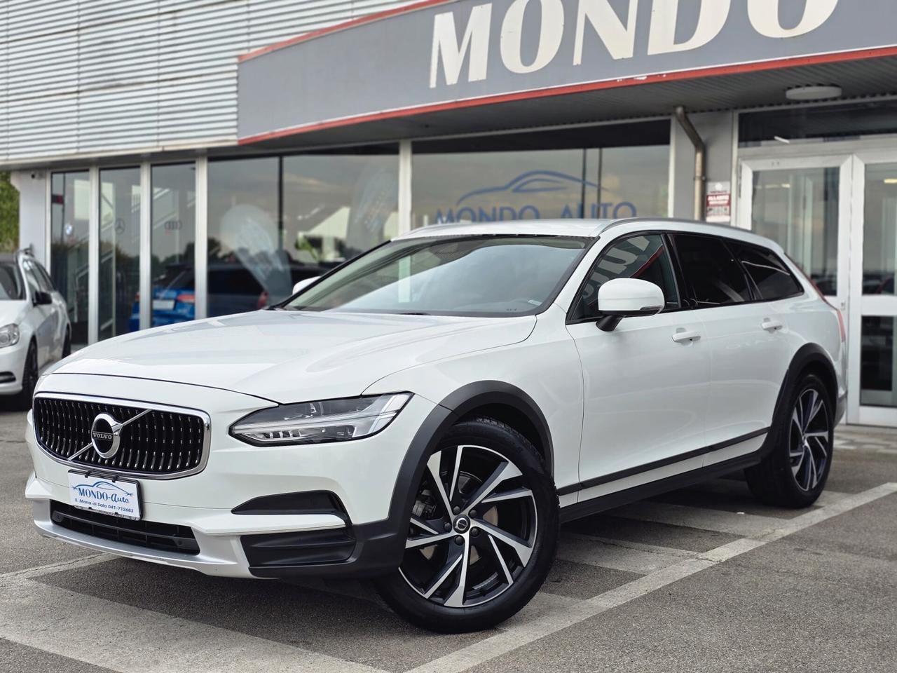 Volvo V90 CC D4 AWD 190cv Geartronic Pro Ocean Race