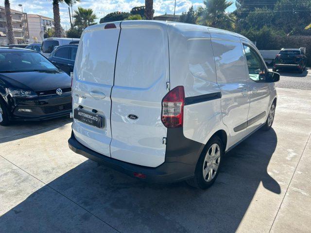 FORD Transit Courier 1.5 TDCi 75CV Isotermico