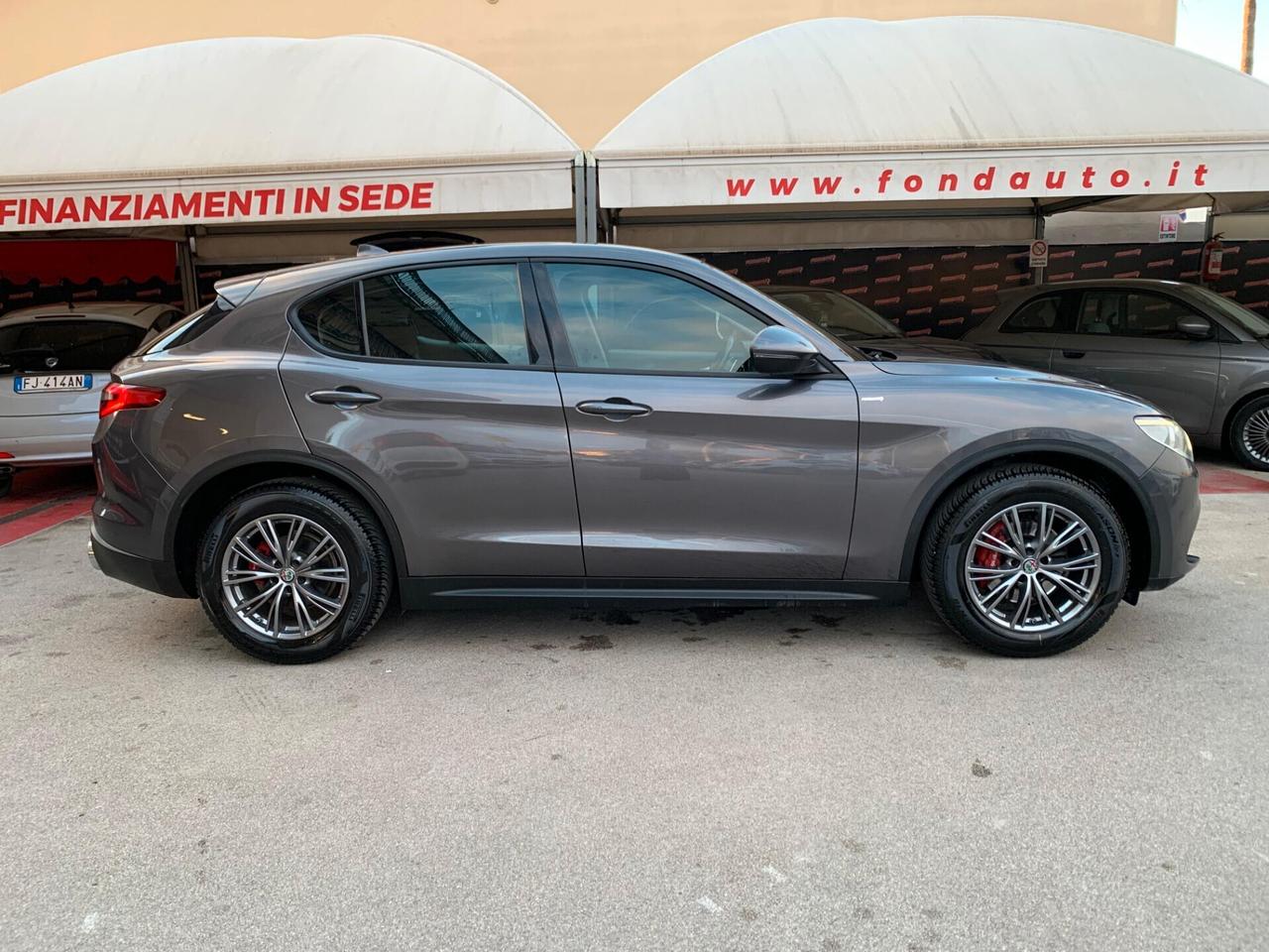 Alfa Romeo Stelvio 2.2 Turbodiesel 160 CV AT8 RWD Business
