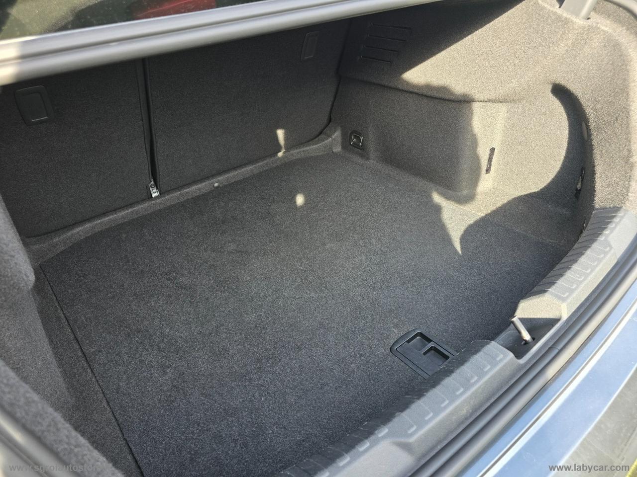 AUDI A3 Sedan 30 TDI S line TETTUCCIO