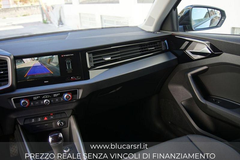 Audi A1 Sportback 30 TFSI S tronic Identity Black