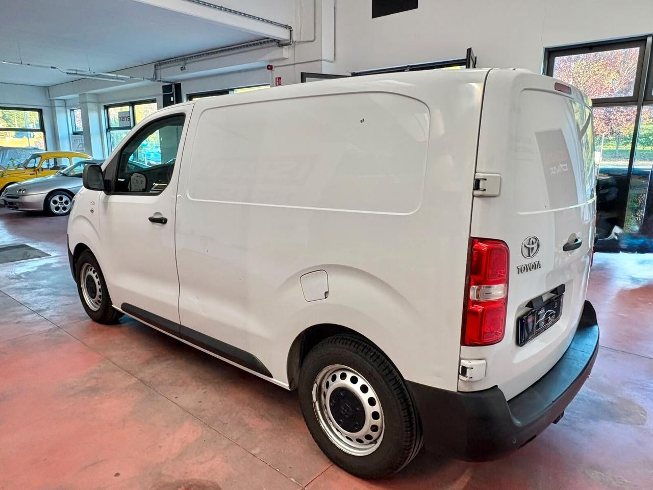 TOYOTA FURGONE PROACE Diesel 1.5 CV 120 Km 253.007 garanzia 12 mesi