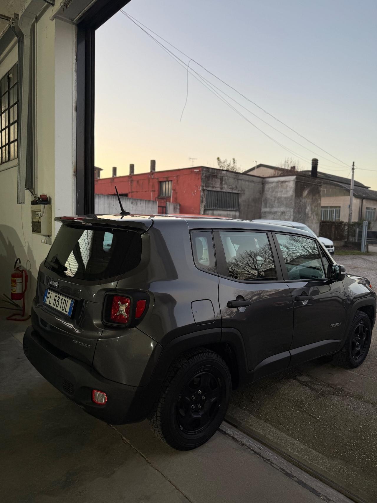 Jeep Renegade 1.6 E-TorQ EVO Longitude