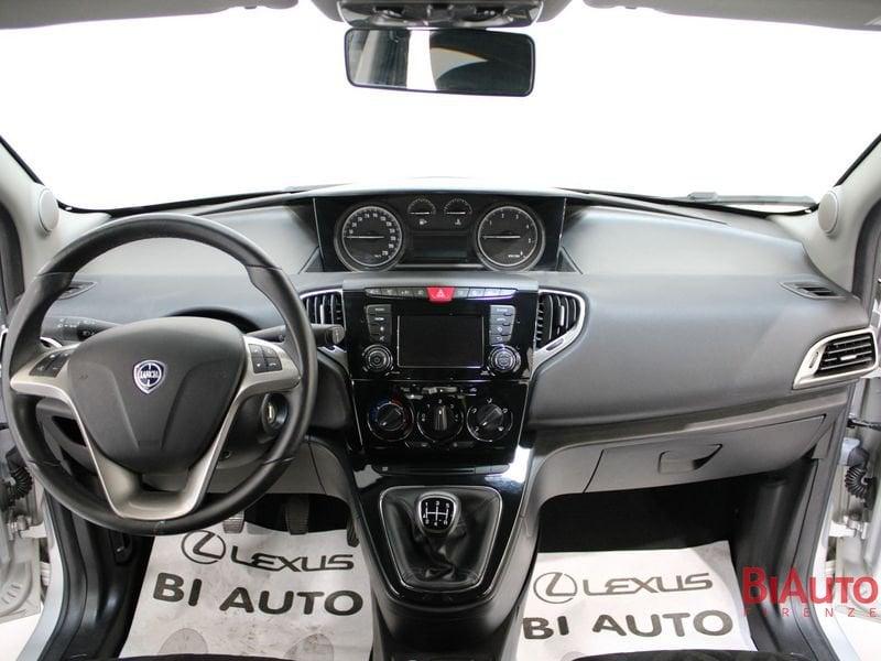 Lancia Ypsilon 1.3 MJT 16V 80 CV 5 porte S&S Gold