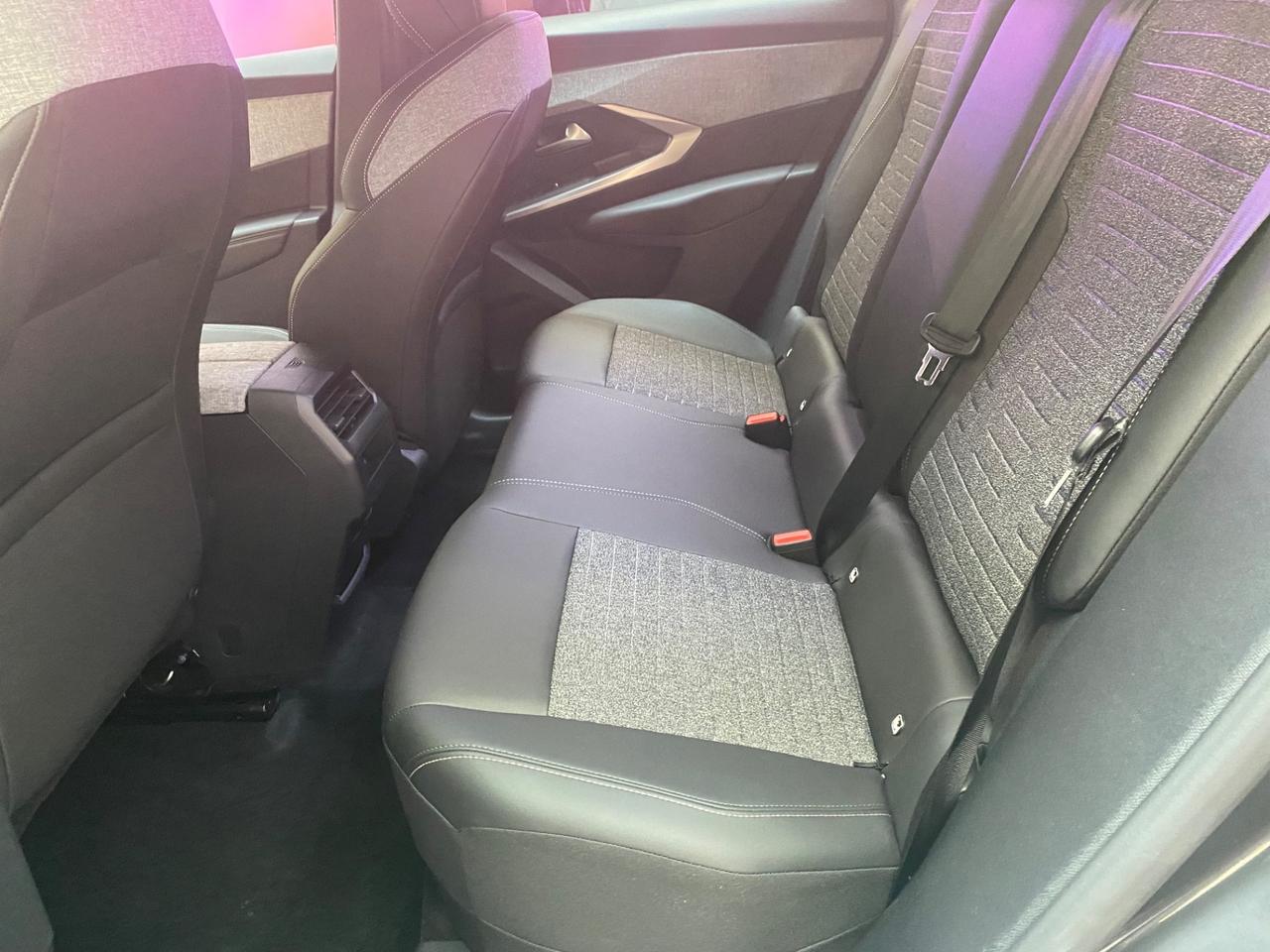 Peugeot 3008 Hybrid 136 e-DCS6 Allure