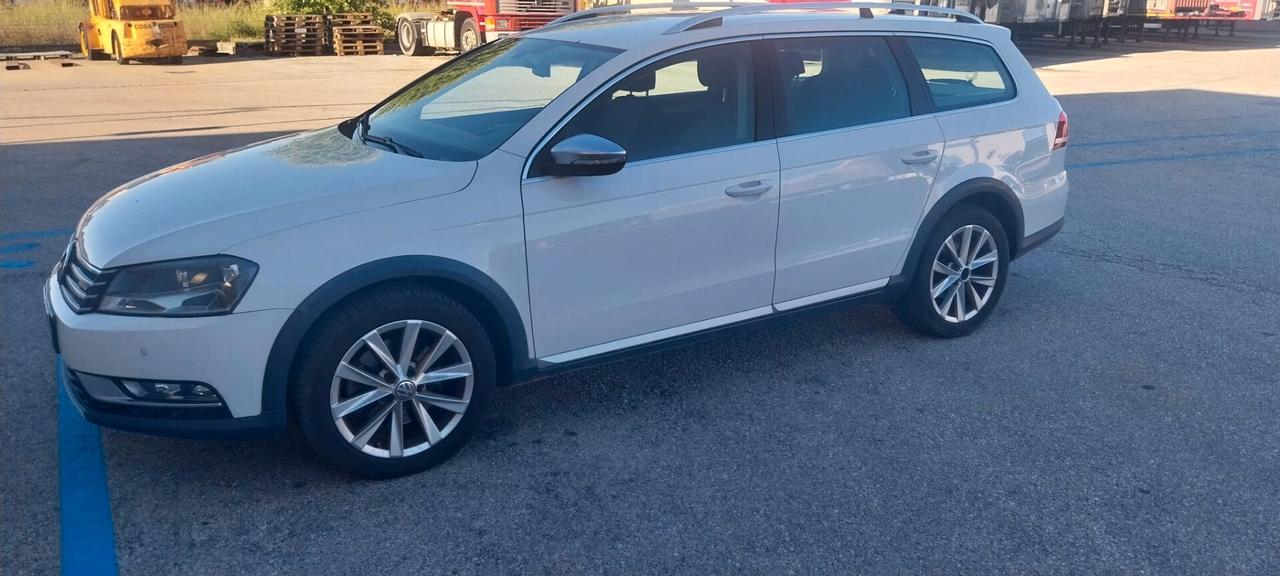 Volkswagen Passat Alltrack 2.0 TDI 4motion BlueMotion Technology