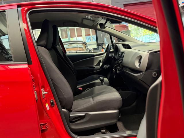 TOYOTA Yaris 1.0 5 porte Cool