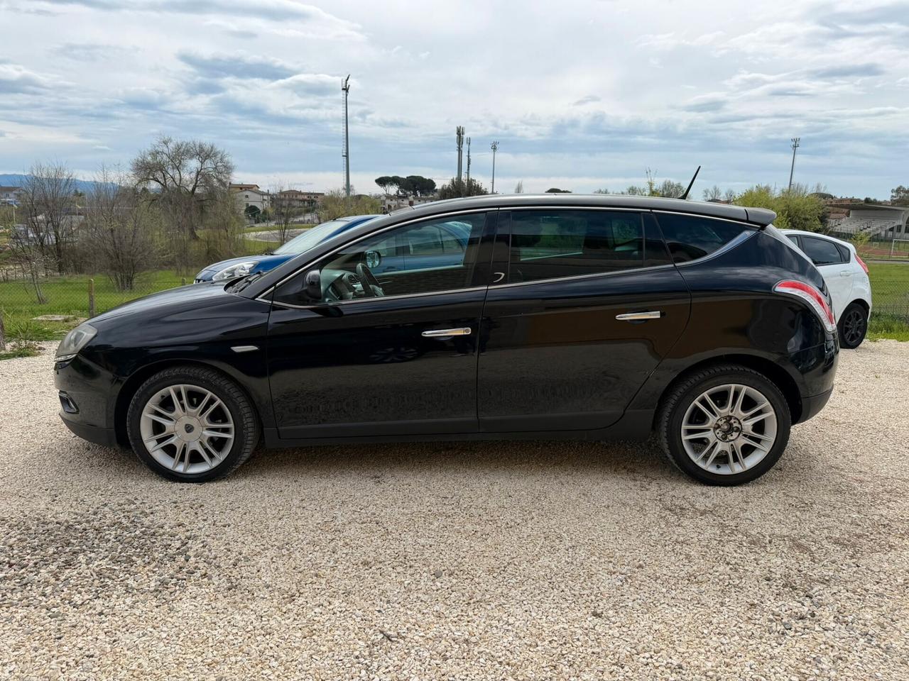 Lancia Delta 1.6 MJT Cambio Automatico Neopatentati Ok Ztl