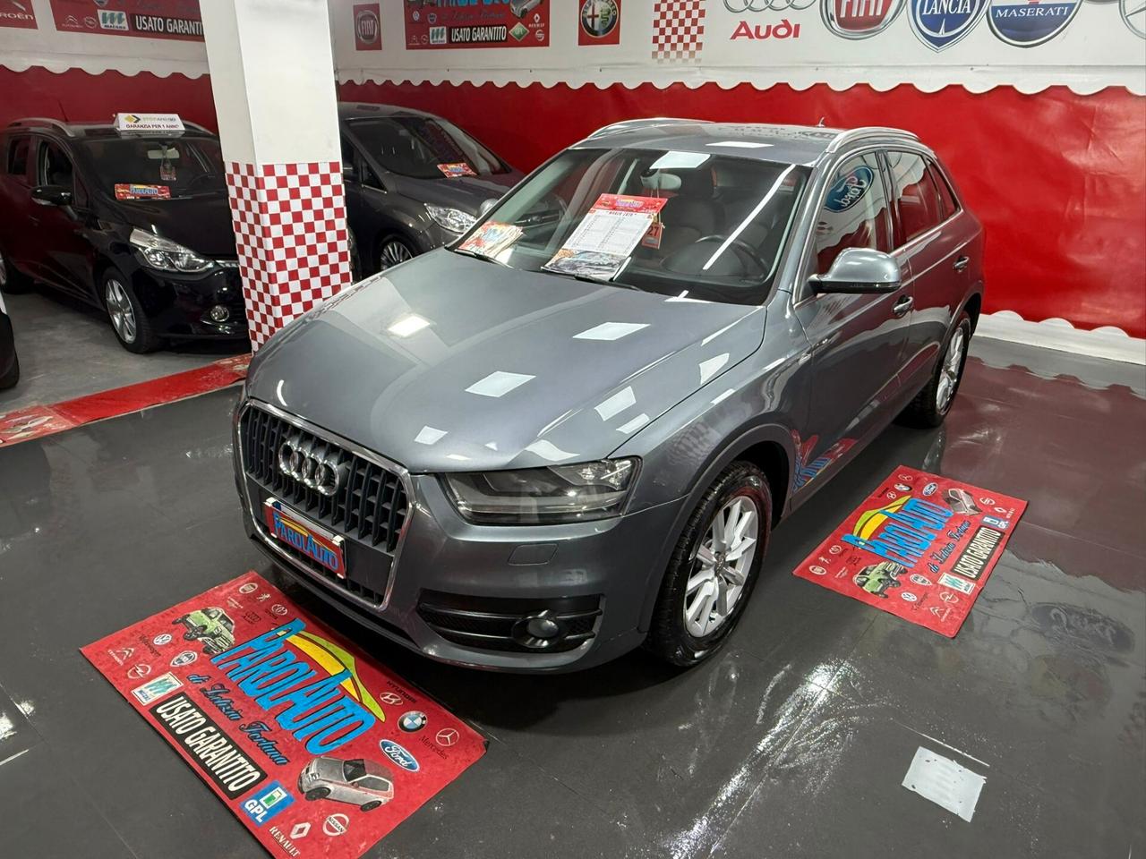 Audi Q3 2.0 TDI 140cv Business plus - 2012