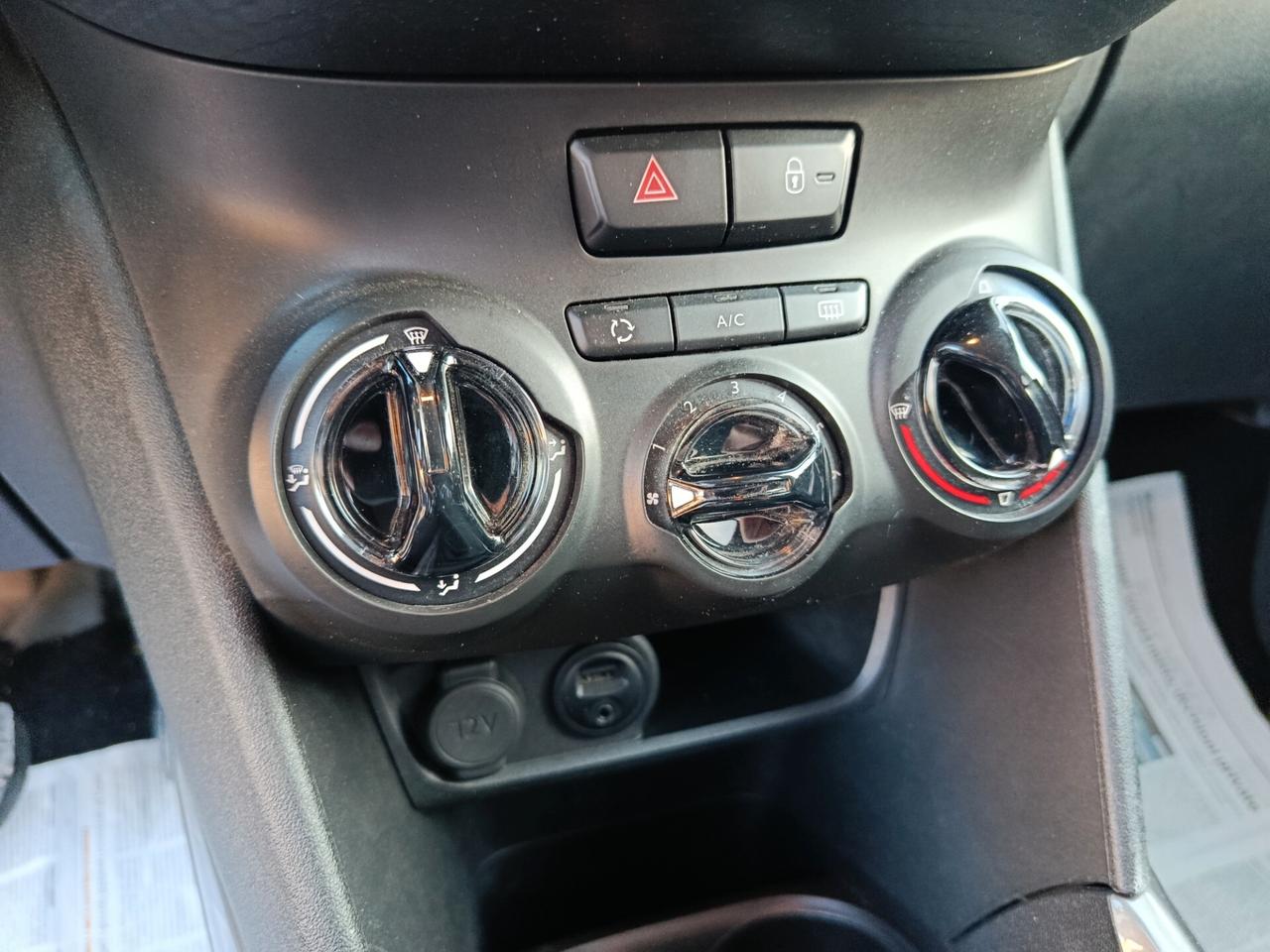 Peugeot 2008 BlueHDi 100 Active