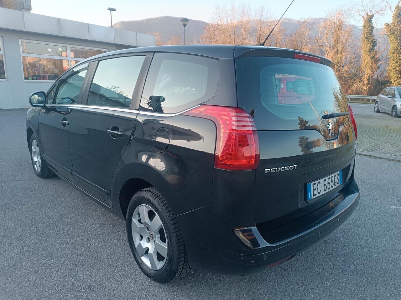 Peugeot 5008 1.6 diesel automatica garanzia