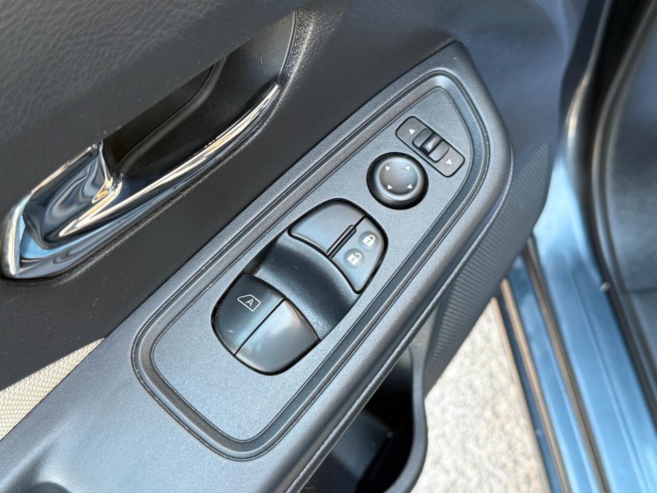 Nissan Micra 1.0 IG 5P *LED *CARPLAY - 2019