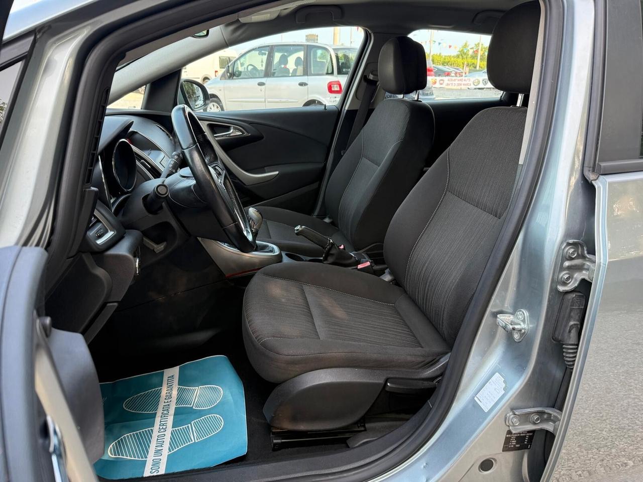 Opel Astra 1.4 100CV Sports Tourer Cosmo
