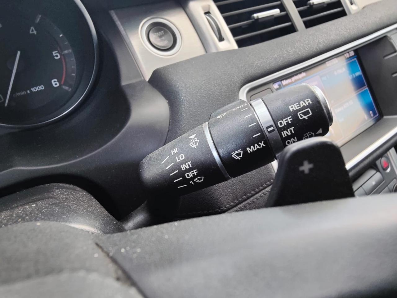 Land Rover Range Rover Evoque 2.2 TD4 5p.